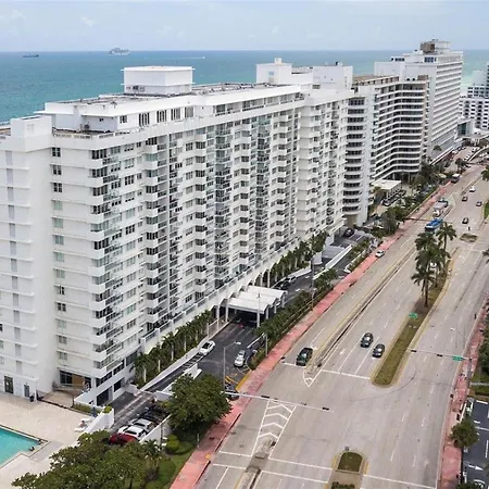 Pavilion Beach Front Apartment With Balcony Miami Beach Exterior photo